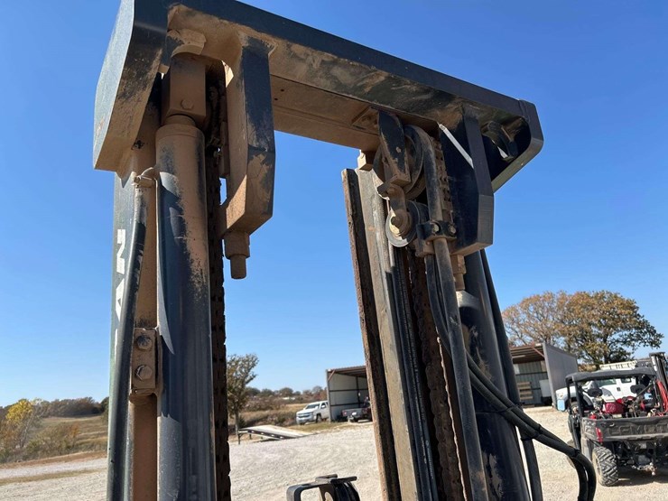 doosan-d35s-5-6,900lb-diesel-forklift-image-17