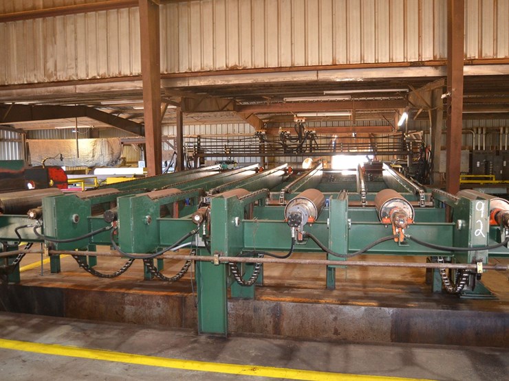 kockums-36"x20'-outfeed-rollcase-w/-10"-rolls-w/-hydraulic-drives-on-each-roll-w/-6-strand-transfer-w/-19'-6-strand-outfeed-transfer-w/-81x-chain-w/-hydraulic-drive-on-common-shaft-image-7