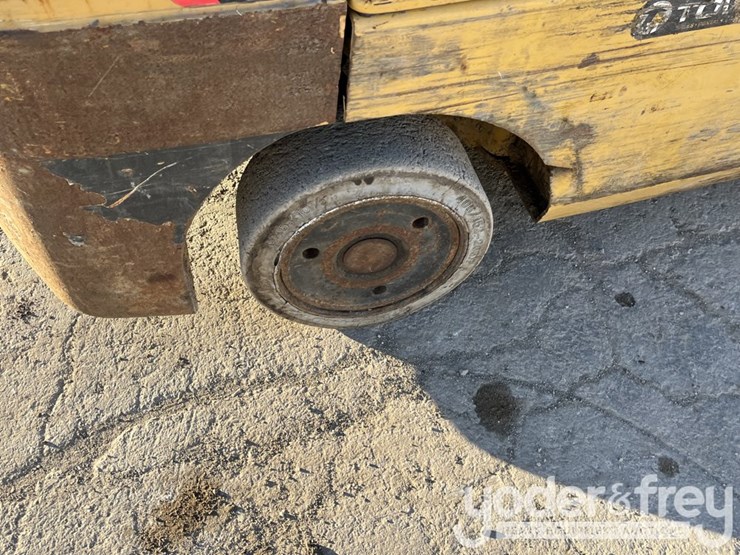 2015-caterpillar-2c6000-image-22