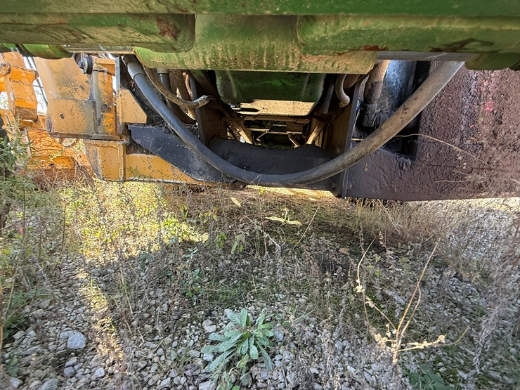 john-deere-6330-image-56