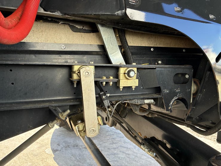 2020-case-ih-7250-image-52