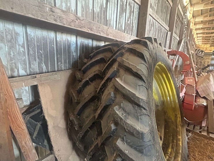 michelin-agribib-480/80r50-dual-tires-and-wheels-image-1