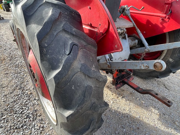 #3017-•-ferguson-wide-front-tractor-image-25