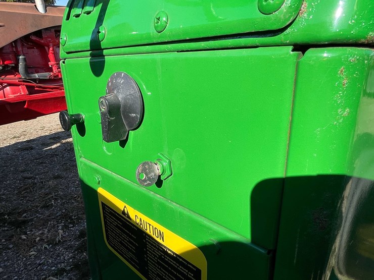 john-deere-2010-image-28