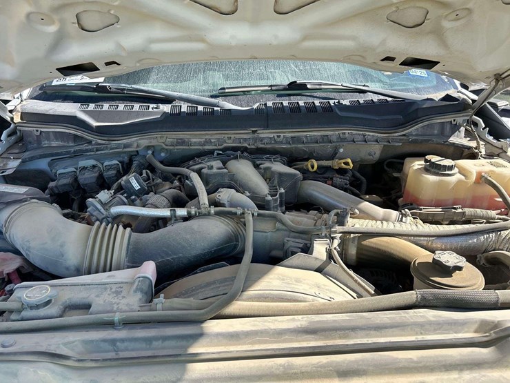 2018-ford-f350-image-8