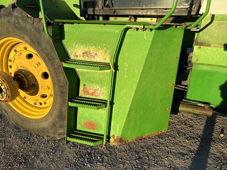 1994-john-deere-8870-image-34
