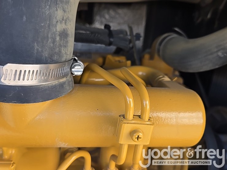 caterpillar-303-image-49