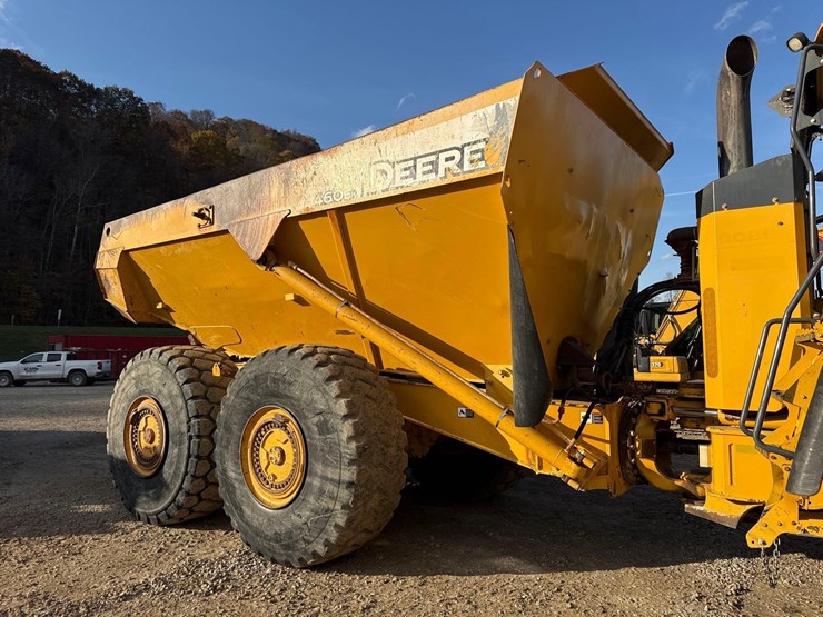 2015-deere-460e-image-3