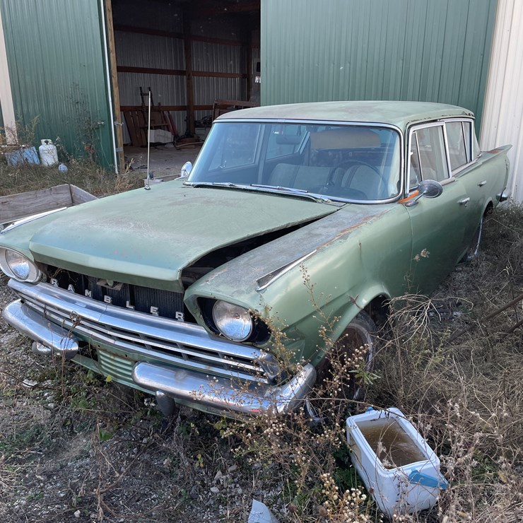 #3044 • Vintage Rambler Sedan (No Title)