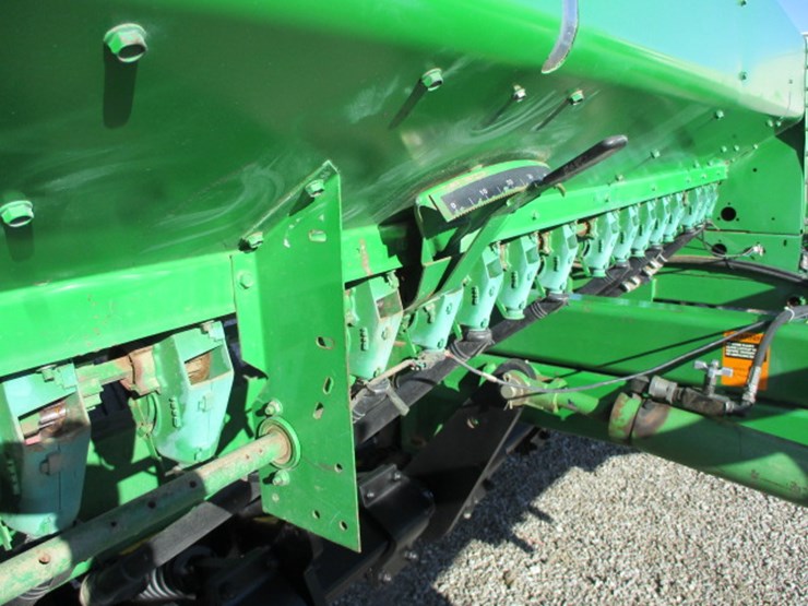 john-deere-750-image-16