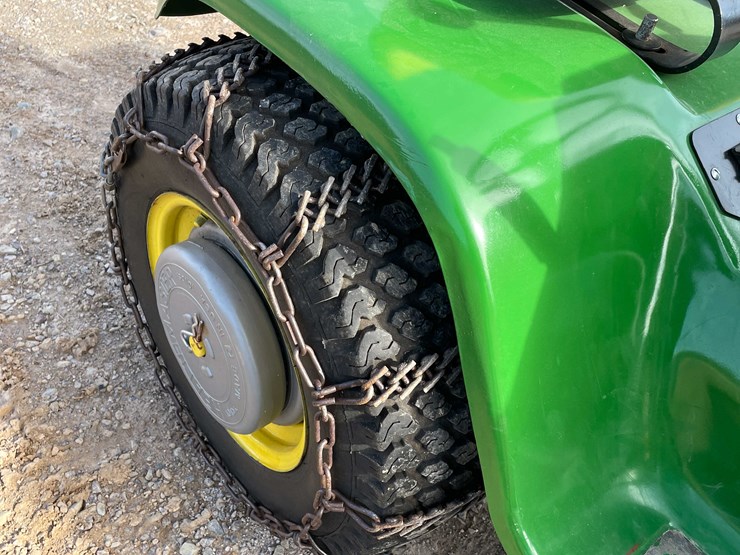 john-deere-212-image-15