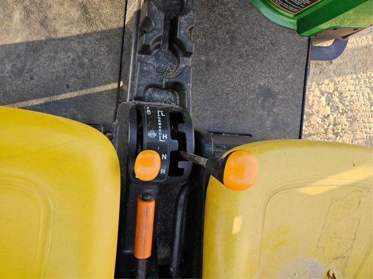 2009-john-deere-gator-hpx-image-21