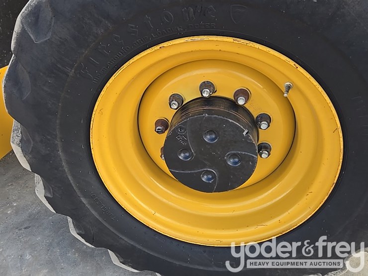 2019-caterpillar-tl1255d-image-41