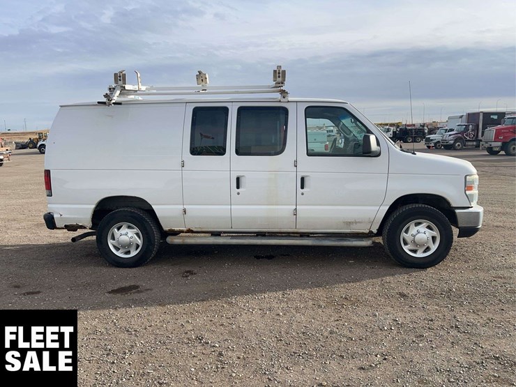 2009-ford-cargo-image-5