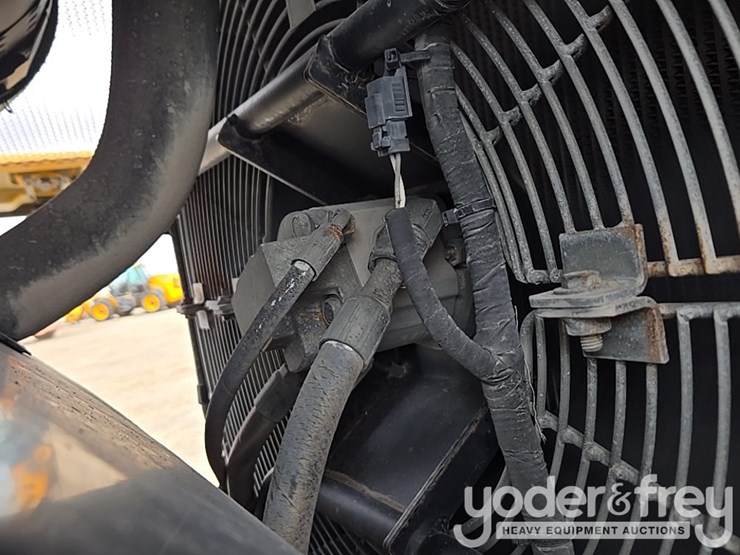 2014-caterpillar-938k-image-119