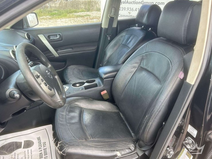 2012-nissan-rogue-image-19