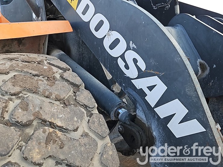 doosan-dl250-image-11