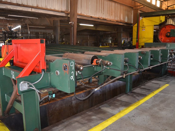 kockums-36"x20'-outfeed-rollcase-w/-10"-rolls-w/-hydraulic-drives-on-each-roll-w/-6-strand-transfer-w/-19'-6-strand-outfeed-transfer-w/-81x-chain-w/-hydraulic-drive-on-common-shaft-image-10