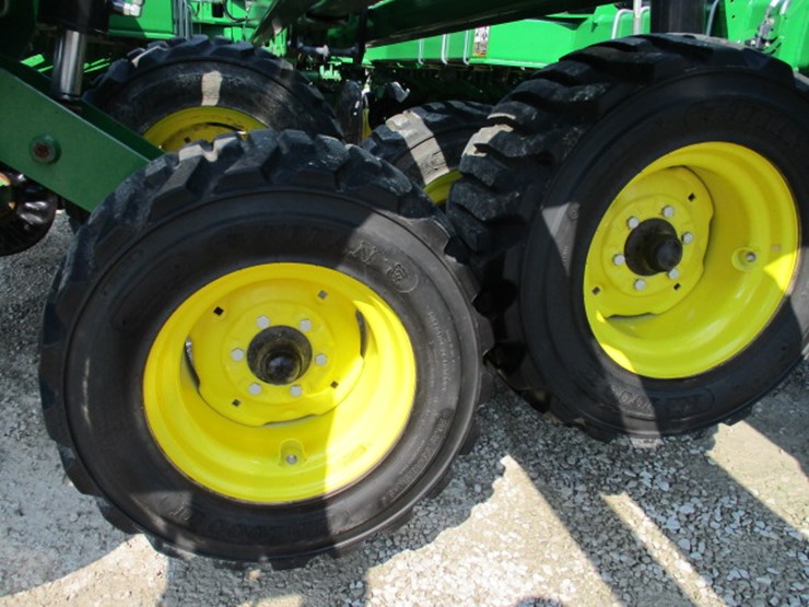 2016-john-deere-db60-image-11
