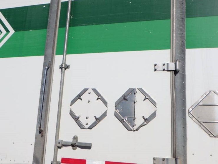 2018-peterbilt-220-image-10