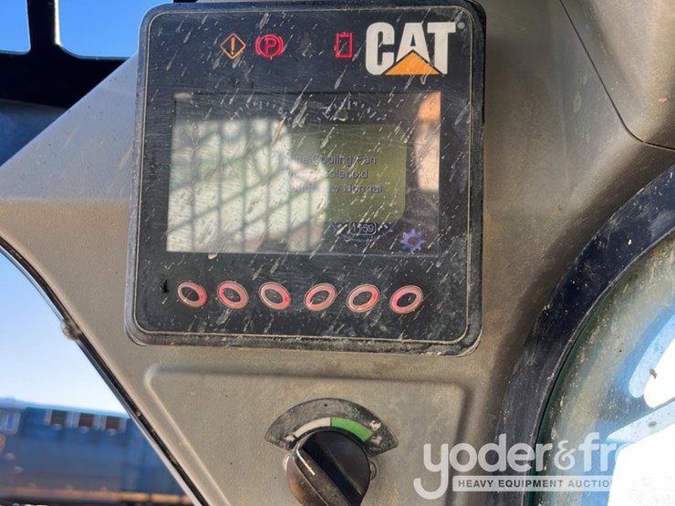 2014-caterpillar-279d-image-29