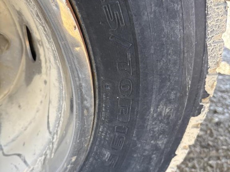 2000-ford-f550-image-45