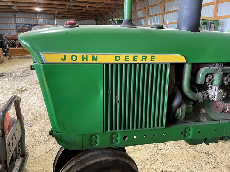 john-deere-3010-image-7