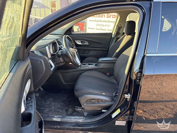 2015-chevrolet-equinox-image-11