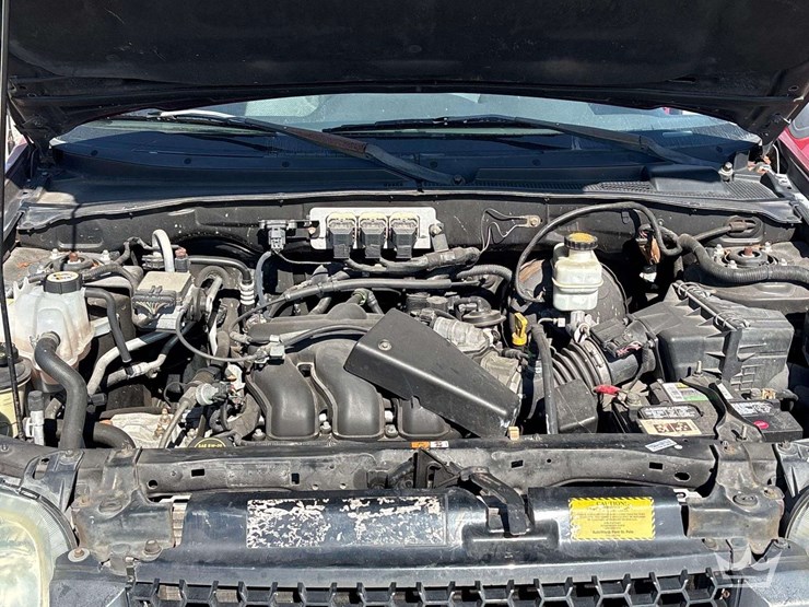 2005-ford-escape-image-7