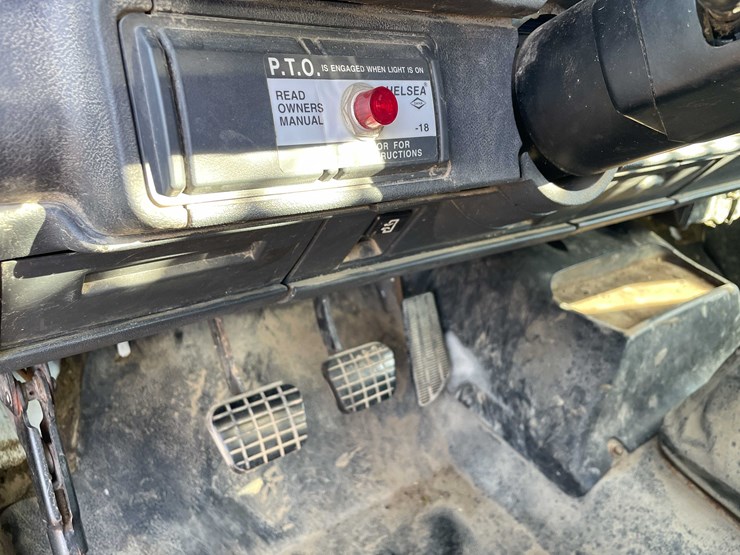 #3006-•-1999-chevy-c6500-single-axle-dump-flatbed-truck-(title-in-delay)-image-40