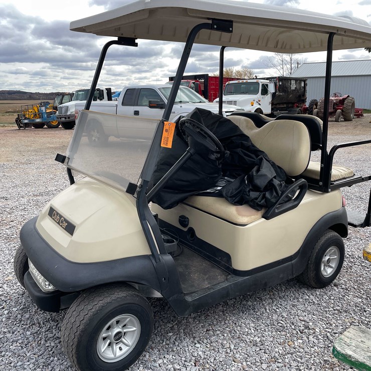 #3020 • Club Car Electric Golf Cart