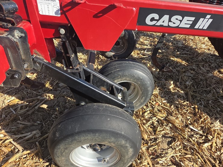 case-ih-690-image-9