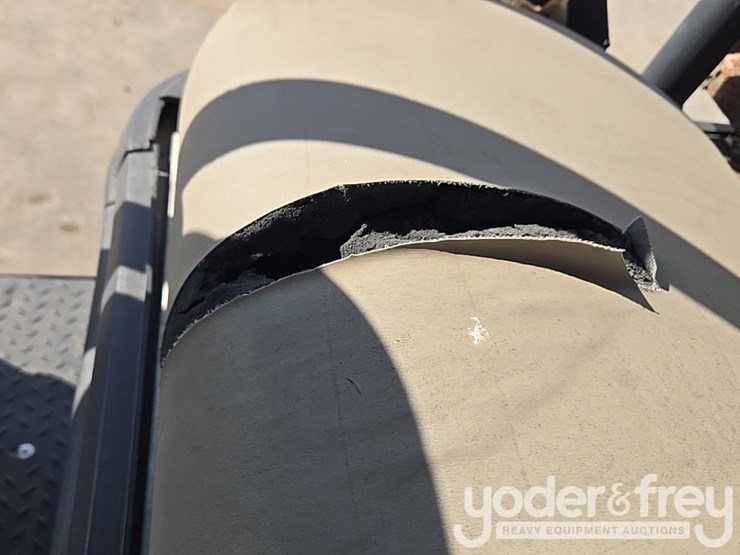 2019-club-car-carryall-1700-image-56