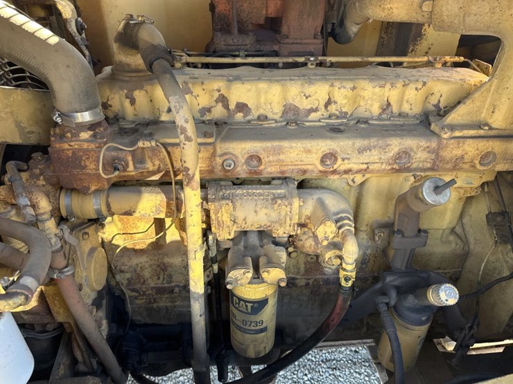 caterpillar-235-image-39