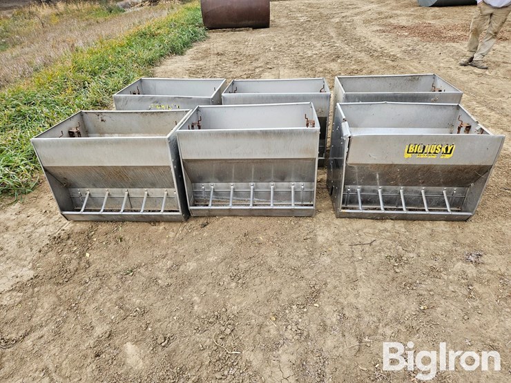 big-husky-stainless-steel-nursery-feeders-image-4