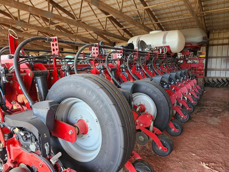 2023-case-ih-2150-image-6