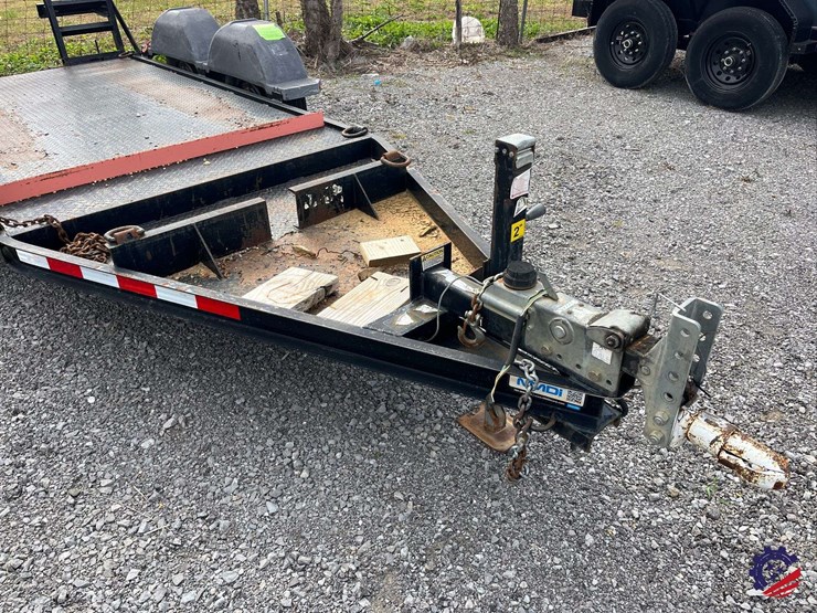 2017-mmdi-16’-t/a-car-hauler-tag-trailer-image-15