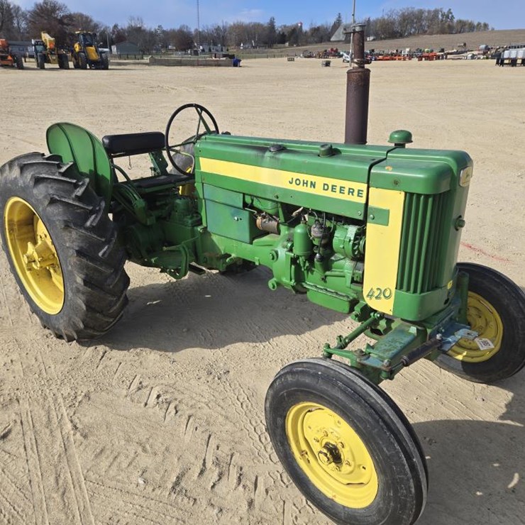 JOHN DEERE 420
