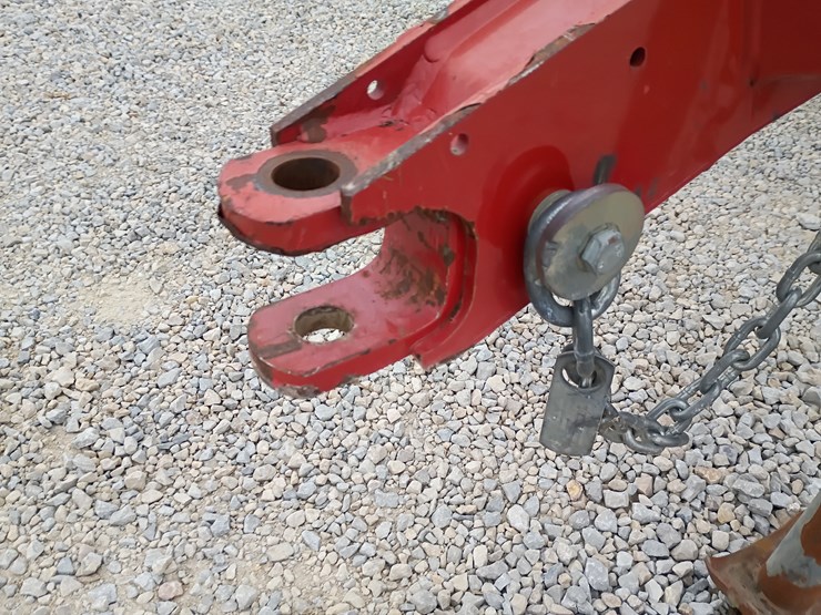 2014-new-holland-br7060-image-9