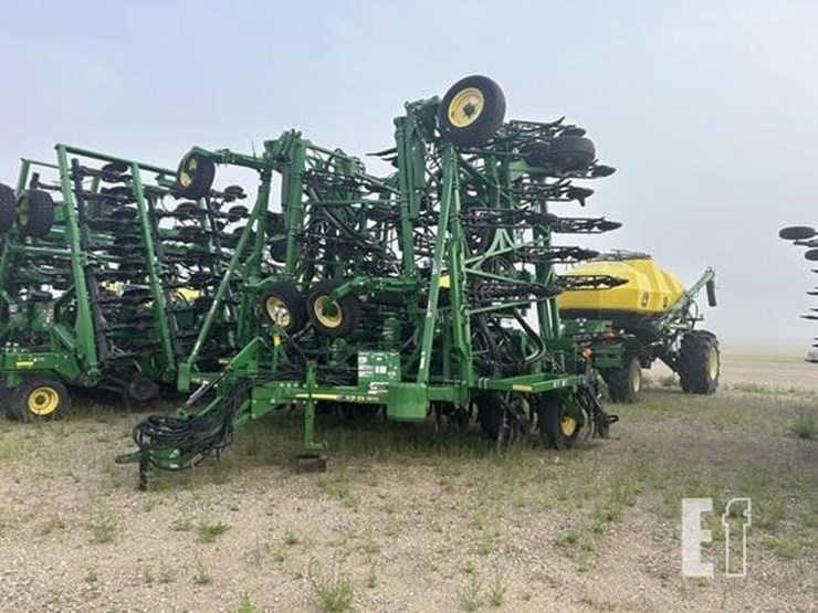 john-deere-1870-image-1