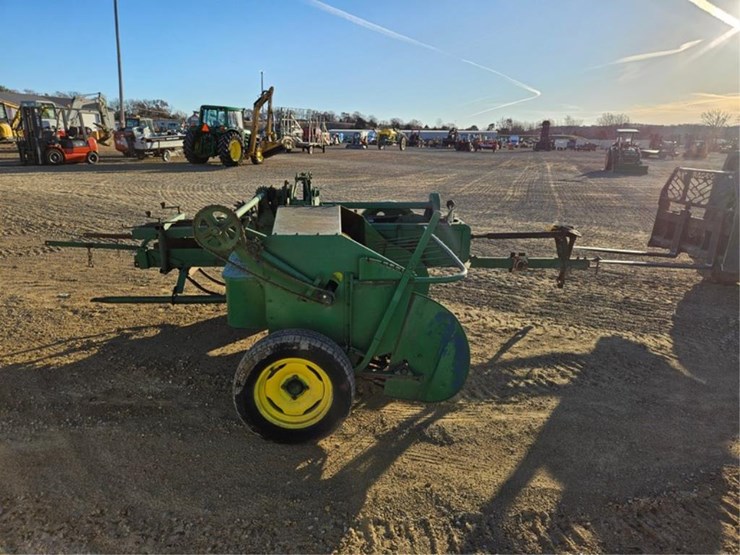 john-deere-14t-image-6