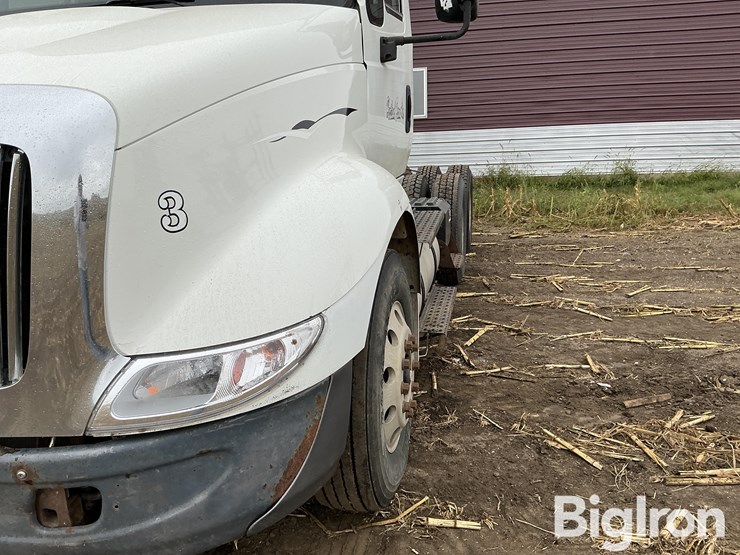 2005-international-8600-image-10