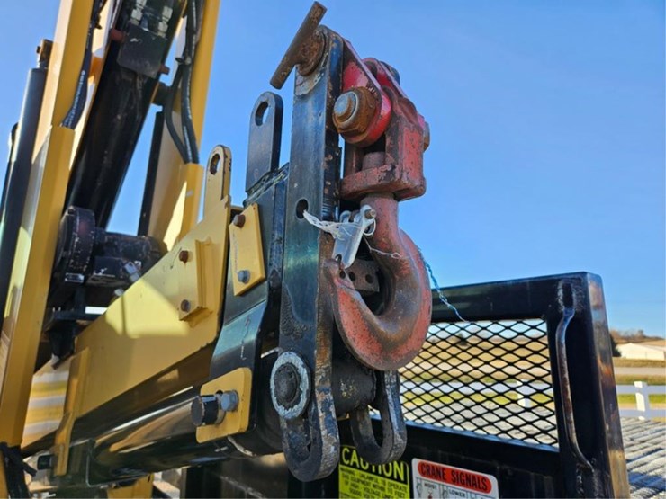 1997-imt-5200-image-23