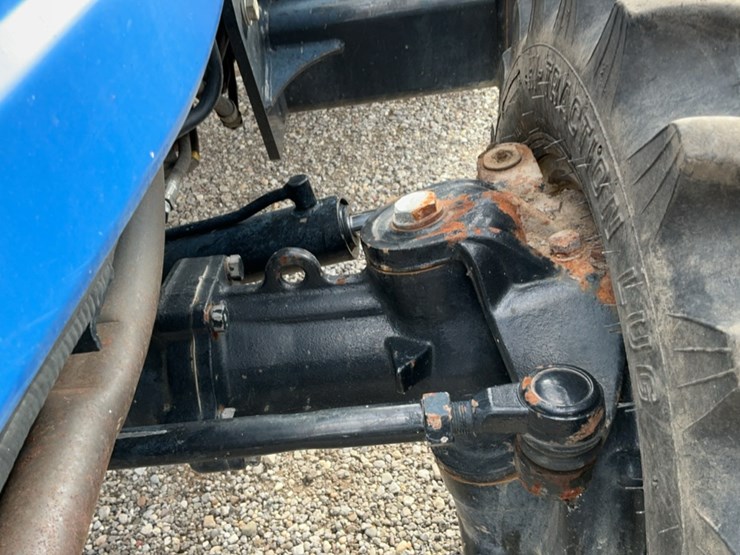 2013-new-holland-workmaster-40-image-12