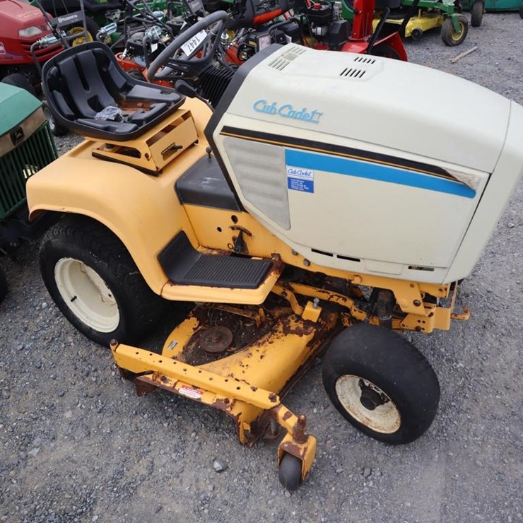CUB CADET 1641