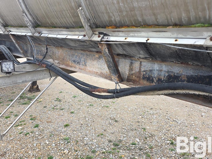 1985-walker-tanker-image-19