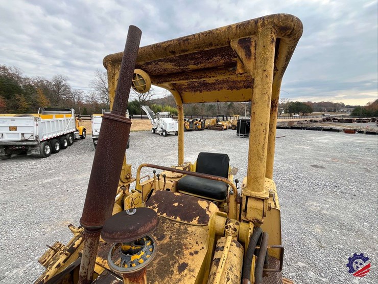 massey-ferguson-300-image-40