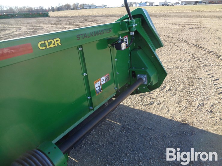 2023-john-deere-c12r-image-18