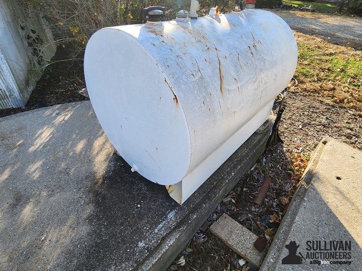 500-gal-fuel-tank-image-5