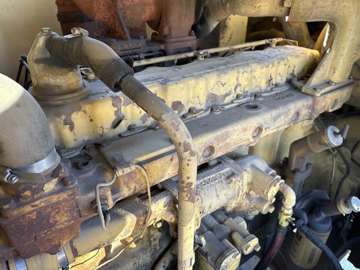 caterpillar-235-image-40